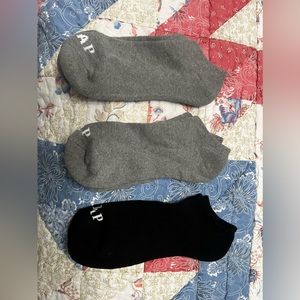 New three pair of cotton GAP ankle socks